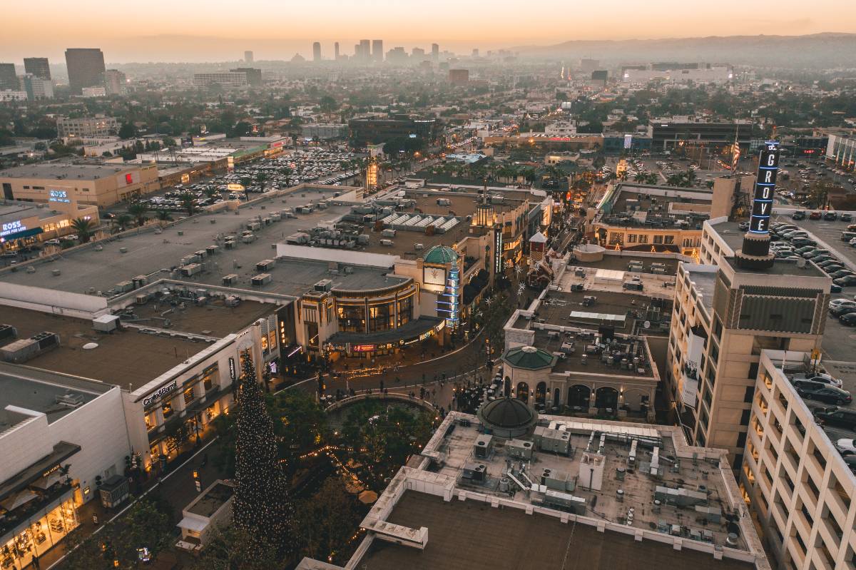 Commercial Real Estate Opportunities In Hollywood
