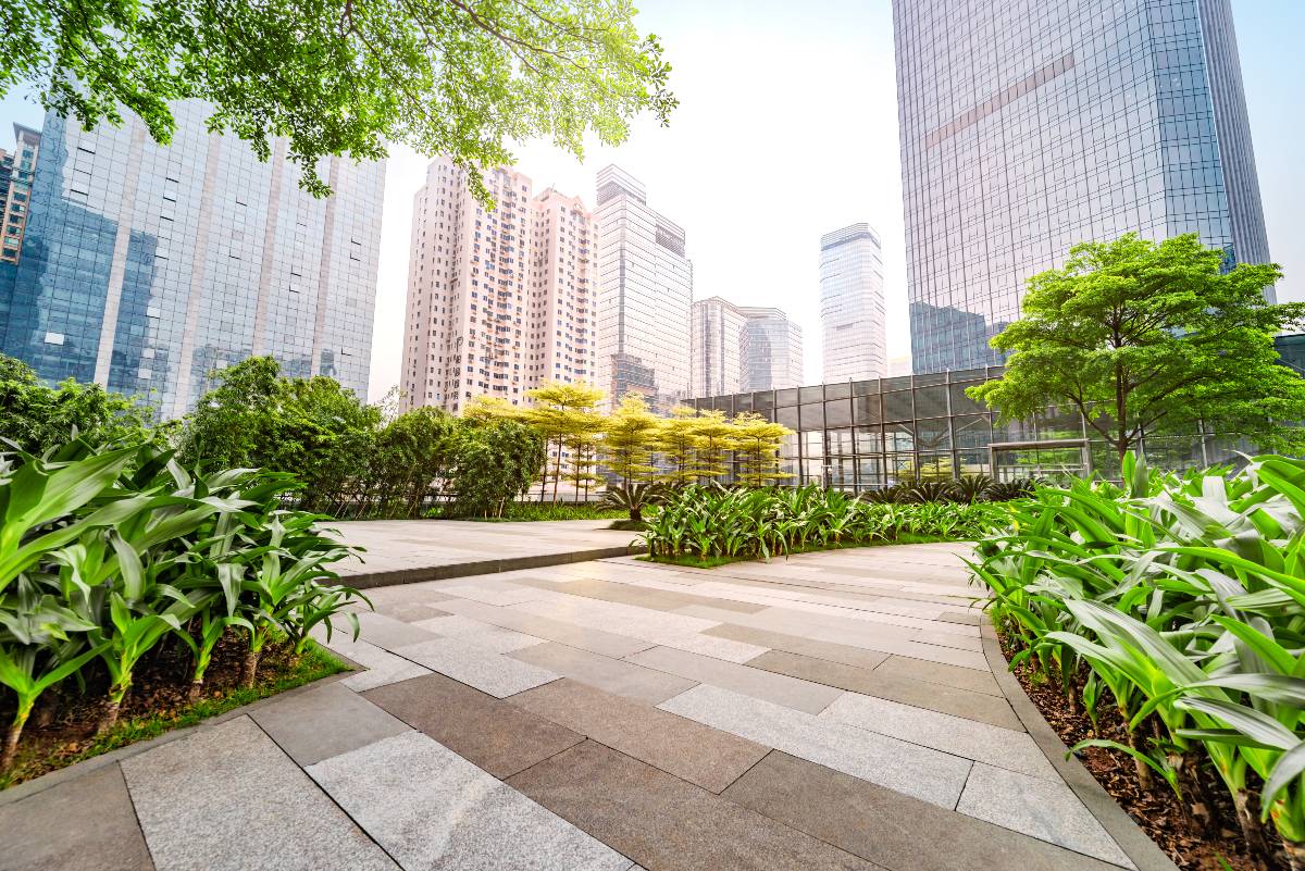 Cost-Effective Commercial Landscaping