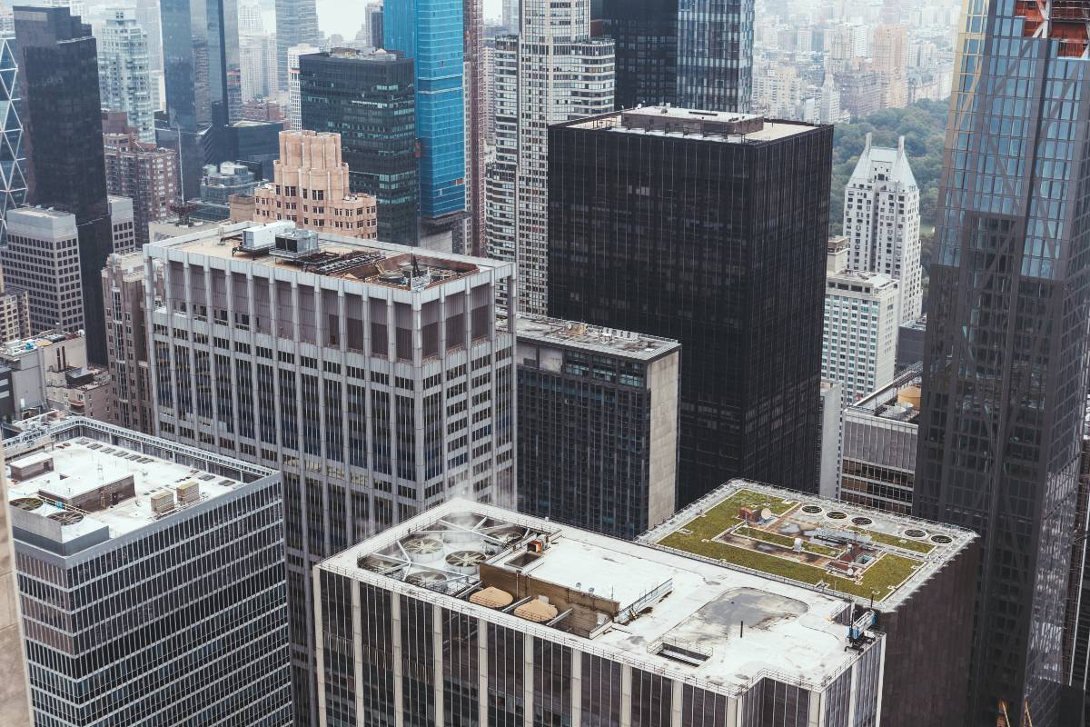 Energy-Efficient Roofing for Commercial Real Estate