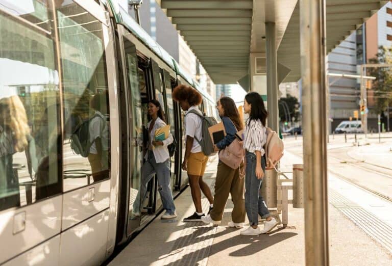 LA Public Transit On Commercial Locations: What You Need To Know