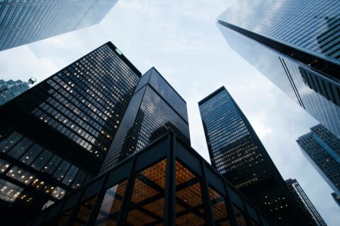 soloconsultantvsfirmcommercialpropertyguide