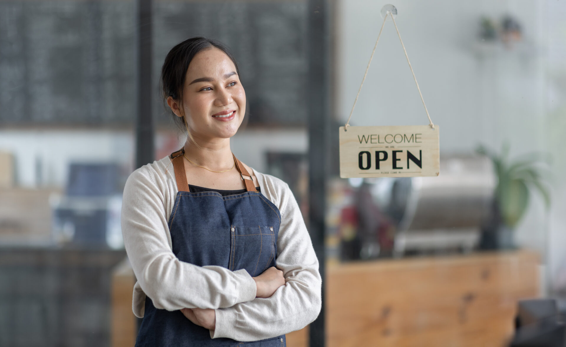 asian female worker or barista standing smiling an 2026 01 08 05 47 54 utc