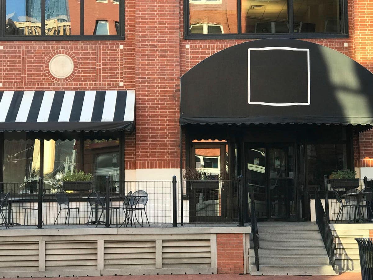outdoor seating at a restaurant 2026 03 18 13 35 30 utc